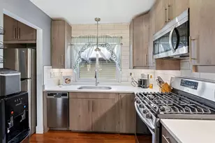 13445 Heather Hills Dr, Burnsville, MN 55337 - Photo 7