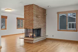 6704 Limerick Ln, Edina, MN 55439 - Photo 9