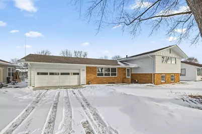 303 Lexington Avenue N, New Prague, MN 56071 - Photo 1