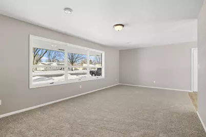 303 Lexington Avenue N, New Prague, MN 56071 - Photo 5