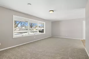 303 Lexington Ave N, New Prague, MN 56071 - Photo 5