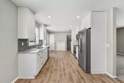 303 Lexington Avenue N, New Prague, MN 56071 - Photo 7