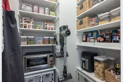 5617 Abbott Avenue S, Edina, MN 55410 - Photo 9