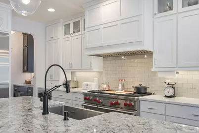 5617 Abbott Avenue S, Edina, MN 55410 - Photo 13