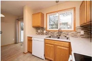 16331 Timber Crest Dr SE, Prior Lake, MN 55372 - Photo 3