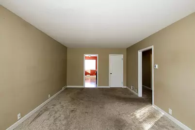 706 Lynn Road SW, Hutchinson, MN 55350 - Photo 5