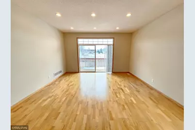 2065 Woodlynn Avenue, Maplewood, MN 55109 - Photo 9