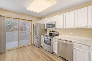 7642 Arboretum Village Pl, Chanhassen, MN 55317 - Photo 3