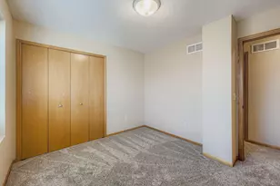 7642 Arboretum Village Pl, Chanhassen, MN 55317 - Photo 15