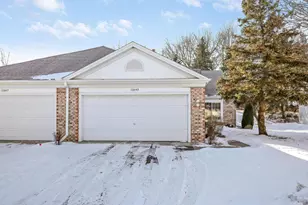 10849 Lexington Dr, Eden Prairie, MN 55344 - Photo 1