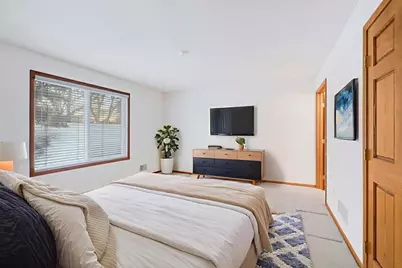 10849 Lexington Drive, Eden Prairie, MN 55344 - Photo 13