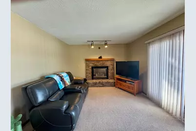 2906 Innsdale Avenue N, Lake Elmo, MN 55042 - Photo 17