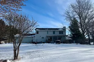 2906 Innsdale Ave N, Lake Elmo, MN 55042 - Photo 5