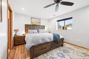 9489 Hames Ave S, Cottage Grove, MN 55016 - Photo 11