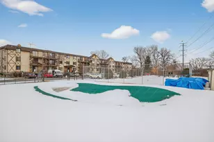 1304 W Medicine Lake Dr, Plymouth, MN 55441 - Photo 21