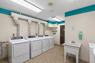 1304 W Medicine Lake Dr, Plymouth, MN 55441 - Photo 15