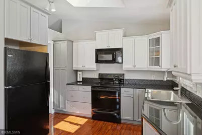 11325 51st Avenue N, Plymouth, MN 55442 - Photo 17