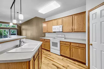 2394 Beech Street W, Rosemount, MN 55068 - Photo 13