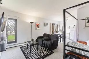 110212 Village Rd, Chaska, MN 55318 - Photo 3