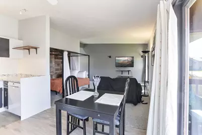 110212 Village Road, Chaska, MN 55318 - Photo 9