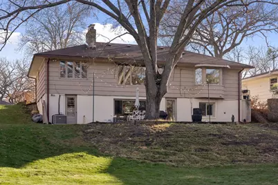 3220 Cavell Lane, Saint Louis Park, MN 55426 - Photo 7