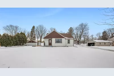 960 Jefferson Street SE, Hutchinson, MN 55350 - Photo 5