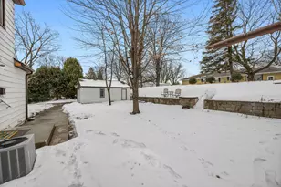 960 Jefferson St SE, Hutchinson, MN 55350 - Photo 39