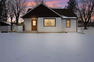 960 Jefferson St SE, Hutchinson, MN 55350 - Photo 57