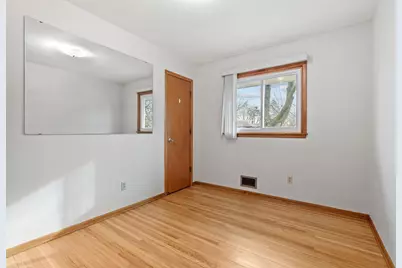 4033 Kentucky Avenue N, Crystal, MN 55427 - Photo 11