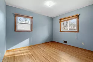 4033 Kentucky Ave N, Crystal, MN 55427 - Photo 9