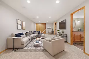 4033 Kentucky Ave N, Crystal, MN 55427 - Photo 15