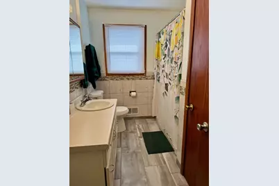 1290 Belmont Lane E, Maplewood, MN 55109 - Photo 17