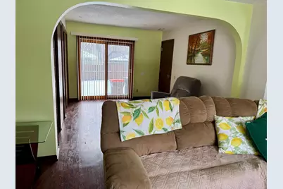 1290 Belmont Lane E, Maplewood, MN 55109 - Photo 9