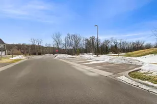 14540 Twin Lakes Cir, Burnsville, MN 55306 - Photo 49