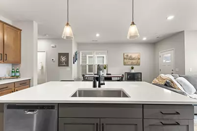 14540 Twin Lakes Circle, Burnsville, MN 55306 - Photo 11