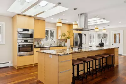 17100 Hampton Court, Minnetonka, MN 55345 - Photo 9