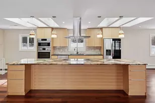 17100 Hampton Ct, Minnetonka, MN 55345 - Photo 9