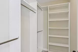 17100 Hampton Ct, Minnetonka, MN 55345 - Photo 33