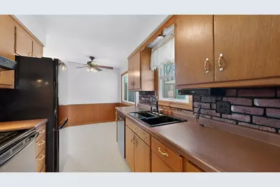 2111 15th Avenue NW, Rochester, MN 55901 - Photo 17