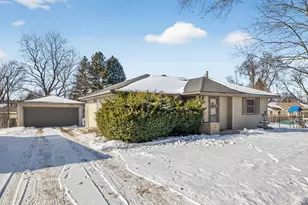 2111 15th Ave NW, Rochester, MN 55901 - Photo 3