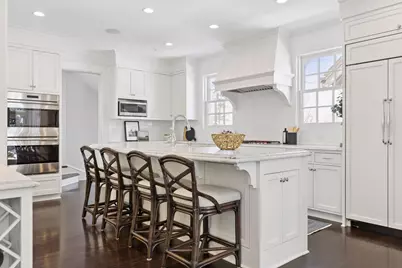 2735 E Lake Of The Isles Parkway, Minneapolis, MN 55408 - Photo 13