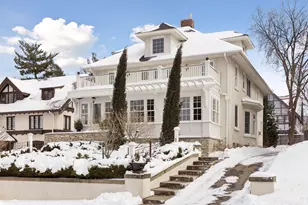 2735 E Lake Of The Isles Pkwy, Minneapolis, MN 55408 - Photo 1