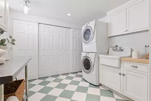 2735 E Lake Of The Isles Pkwy, Minneapolis, MN 55408 - Photo 39