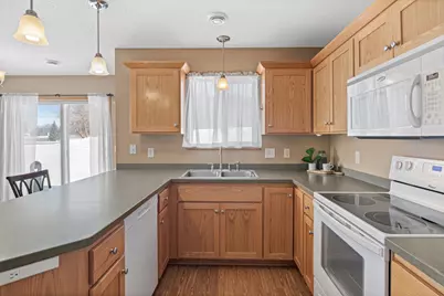 19496 Prairieview Drive, Rogers, MN 55374 - Photo 11