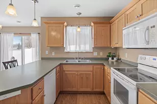 19496 Prairieview Dr, Rogers, MN 55374 - Photo 11