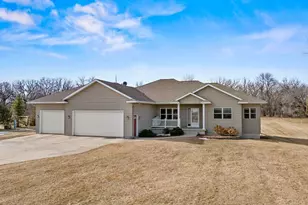 2507 River Rd, Marshall, MN 56258 - Photo 69