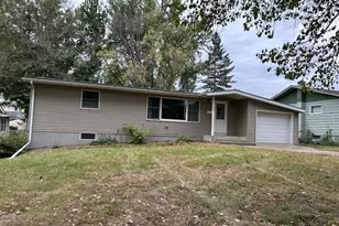 1265 10th Ave, Granite Falls, MN 56241 - Photo 1