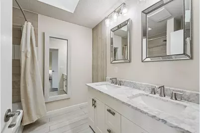 848 McDiarmid Drive, Hudson, WI 54016 - Photo 11