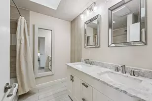 848 McDiarmid Dr, Hudson, WI 54016 - Photo 11