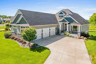 1920 Annika Dr N, Lake Elmo, MN 55042 - Photo 1